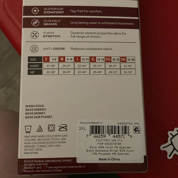 NEW!! Reebok 5 Pack of Thongs - Picture 8 of 8